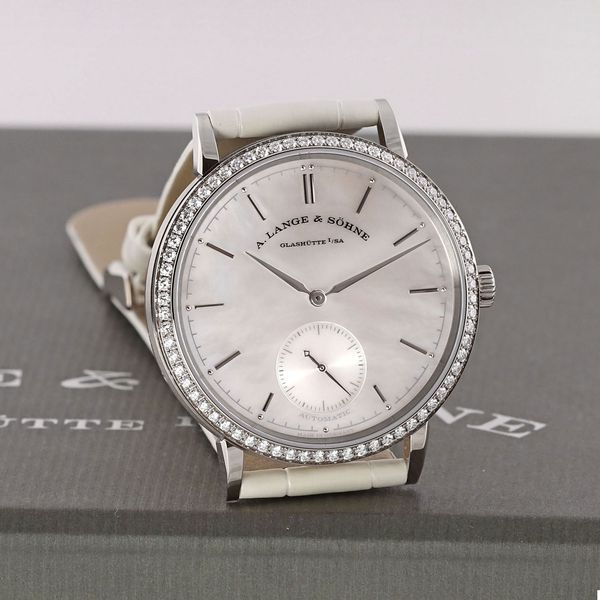 A. Lange and Sohne Saxonia 840.029